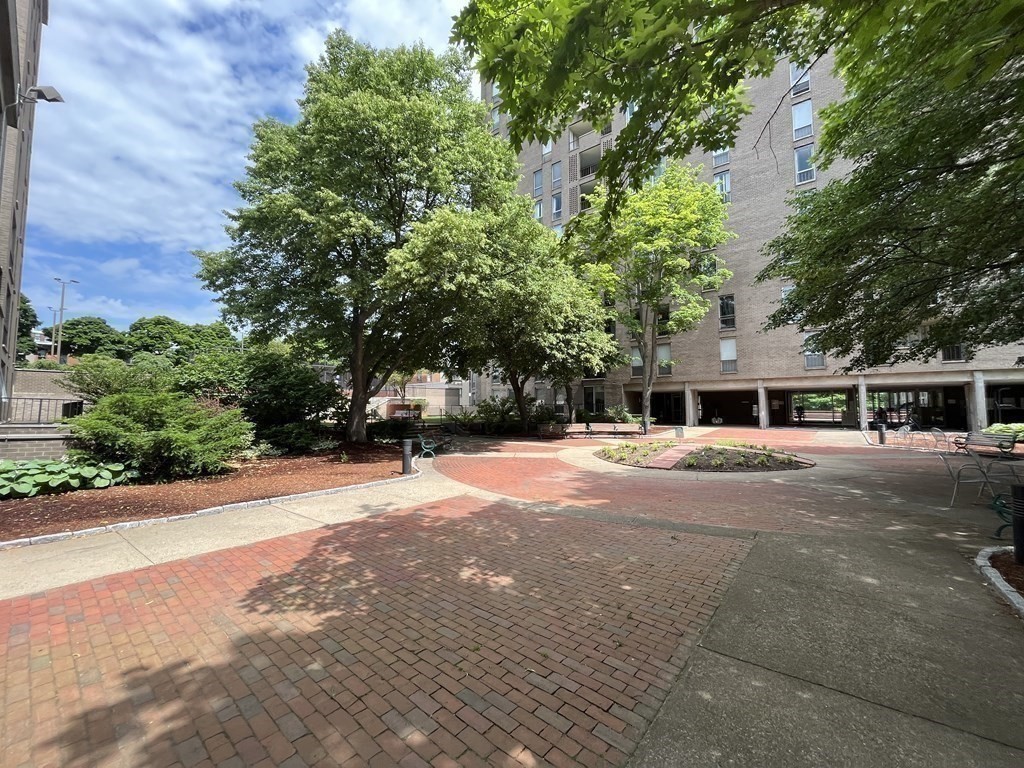 44 Washington St # 712