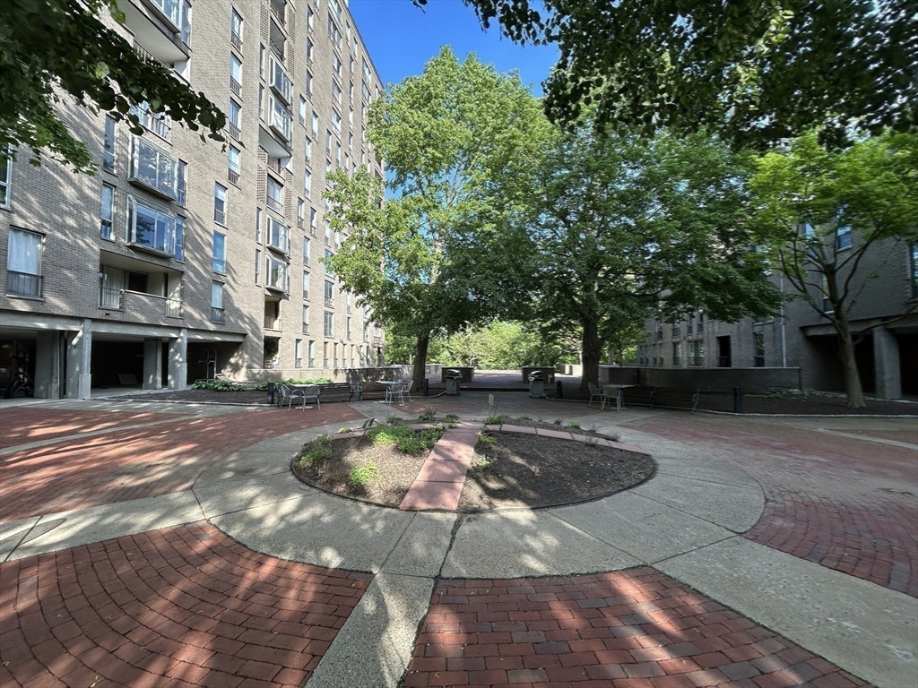 44 Washington St # 712