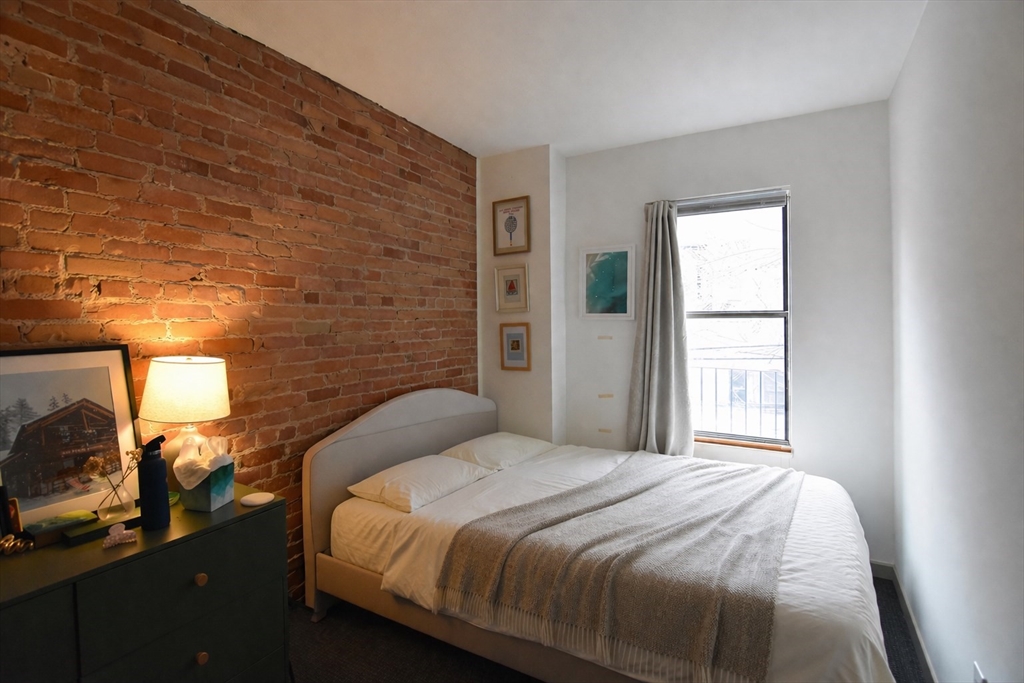 47 Hemenway Street # 6
