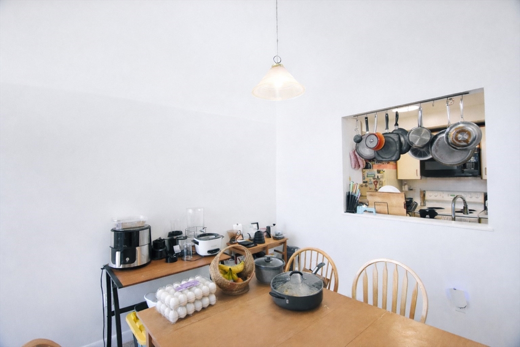 72 Euston Road # 308