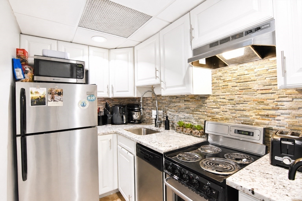 464 Commonwealth Avenue # 33