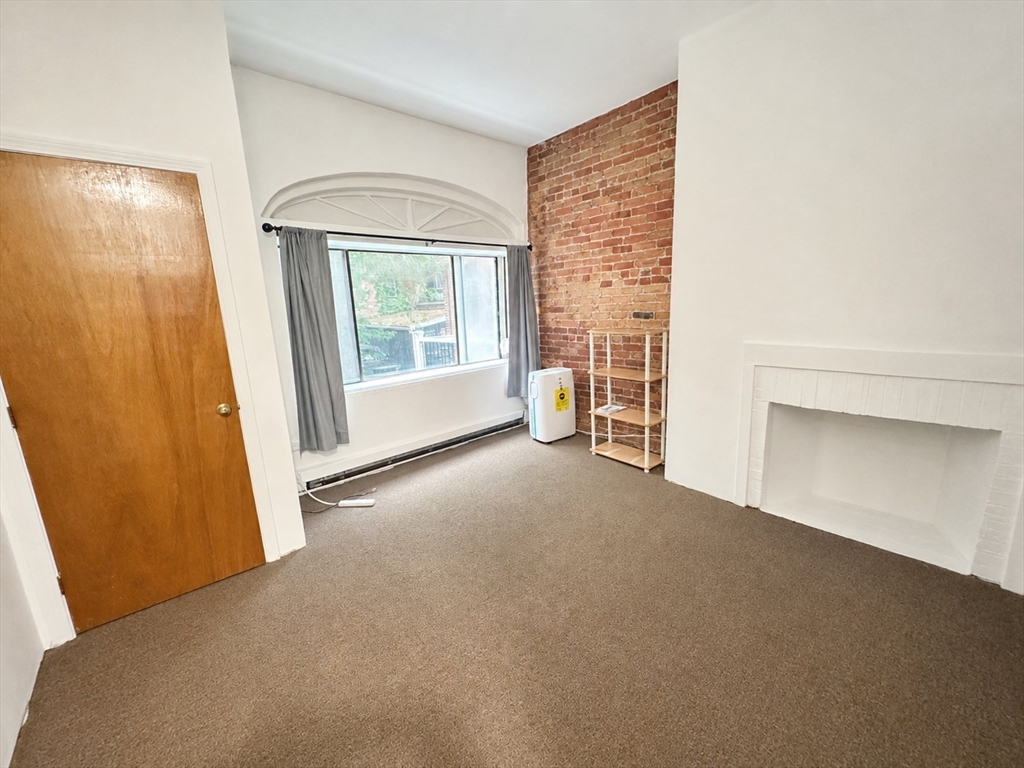 47 Hemenway Street # 6