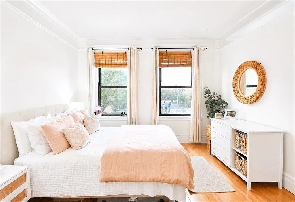 464 Commonwealth Avenue # 33