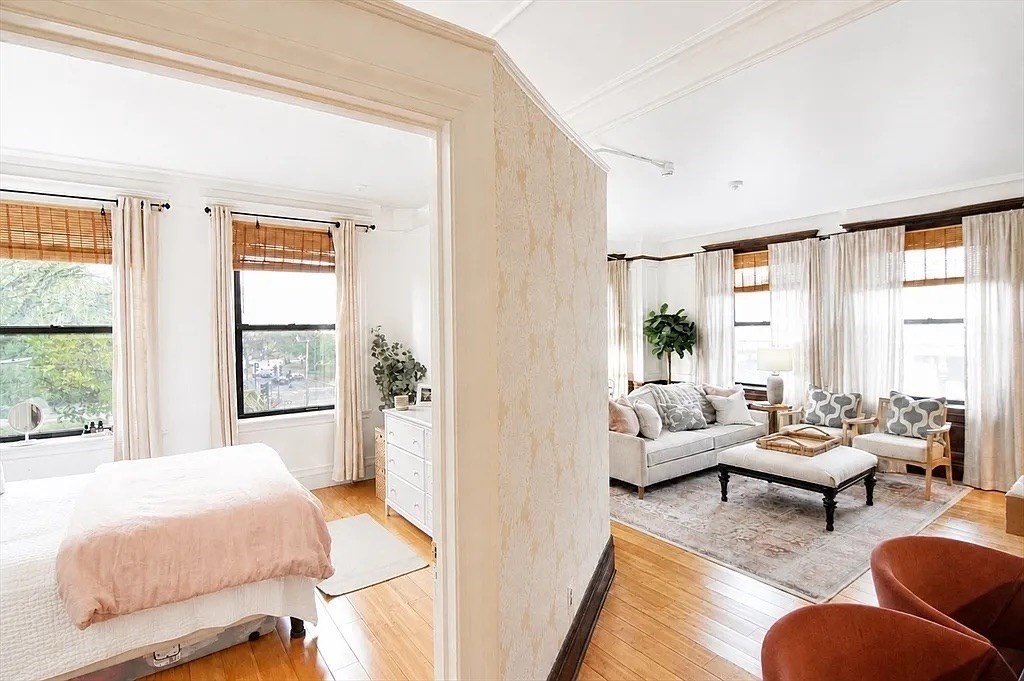 464 Commonwealth Avenue # 33