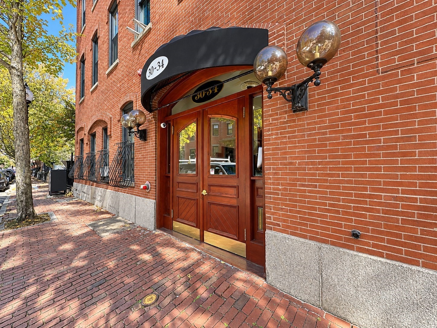 30 East Concord St # 21