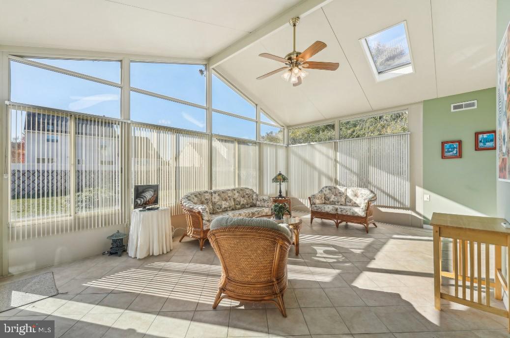 89 KINGSBRIDGE DRIVE
