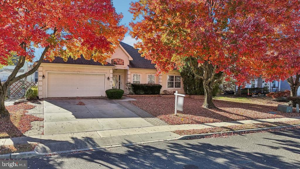 89 KINGSBRIDGE DRIVE