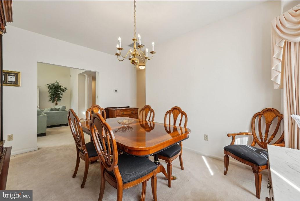 89 KINGSBRIDGE DRIVE