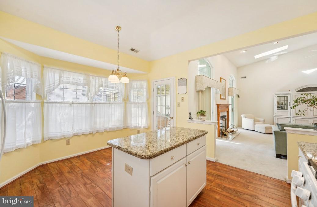 89 KINGSBRIDGE DRIVE