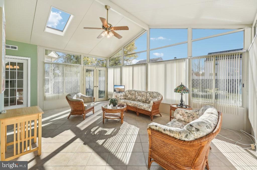 89 KINGSBRIDGE DRIVE