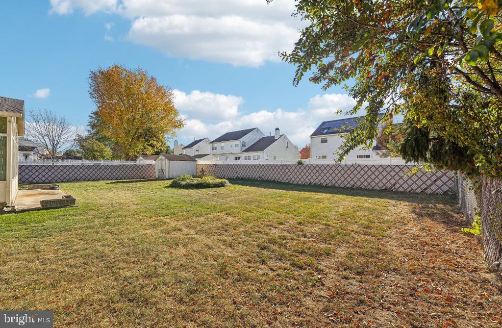 89 KINGSBRIDGE DRIVE