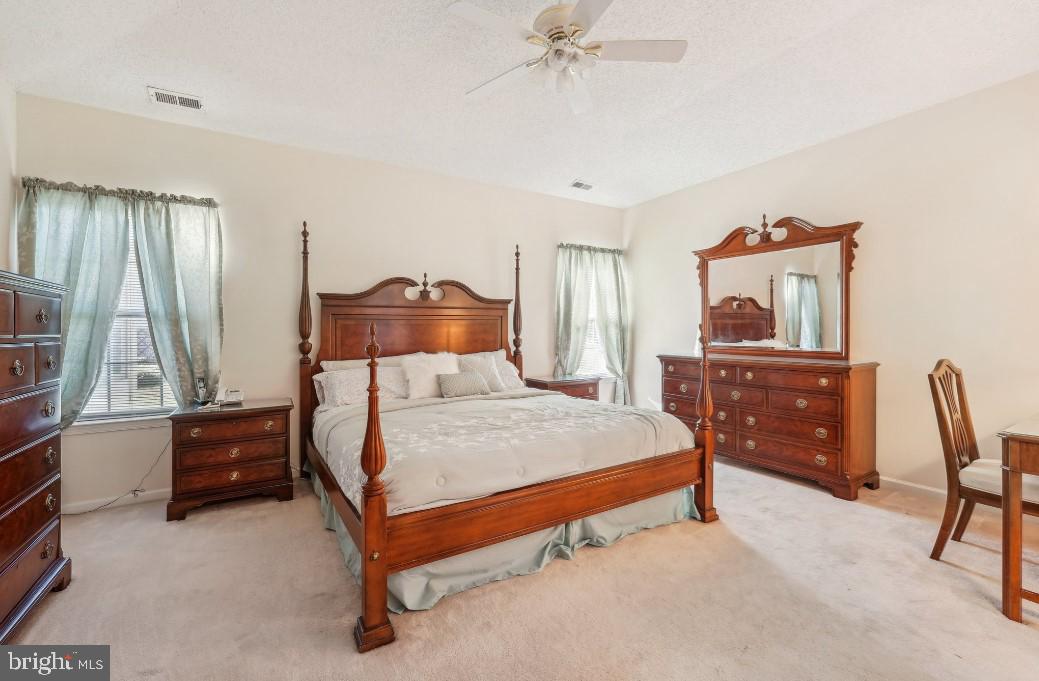 89 KINGSBRIDGE DRIVE
