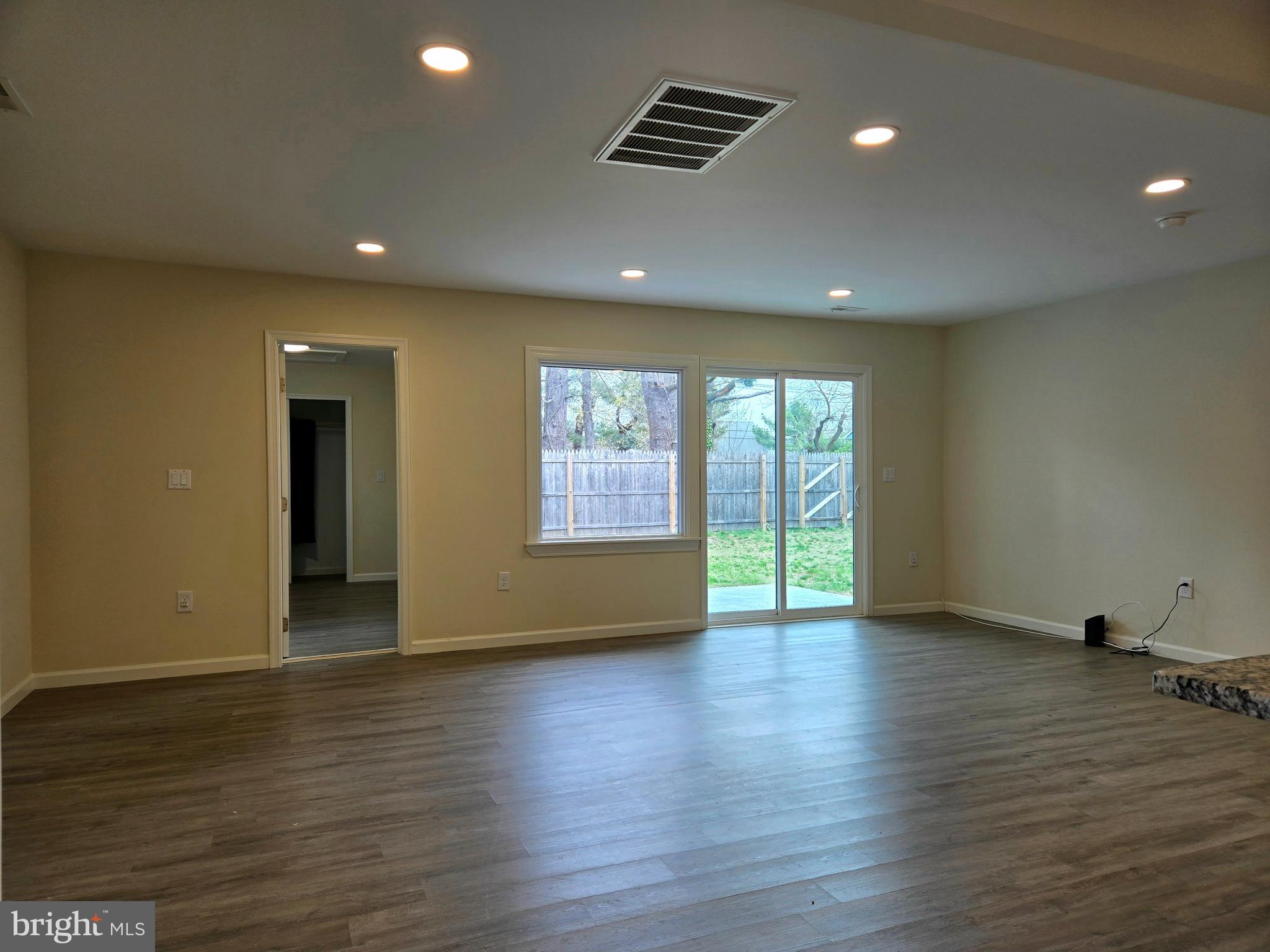 225 SOMERSET DRIVE