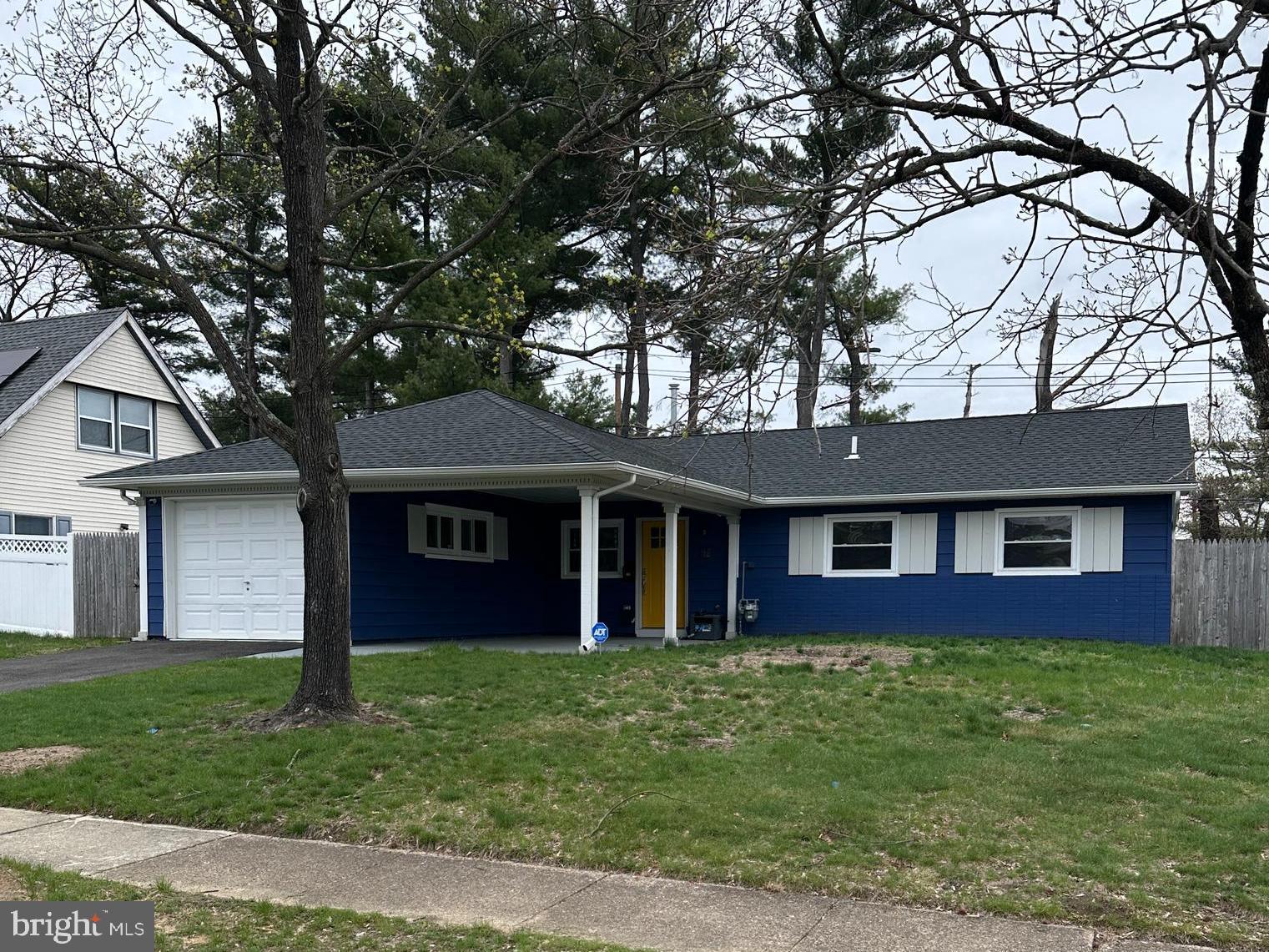 225 SOMERSET DRIVE