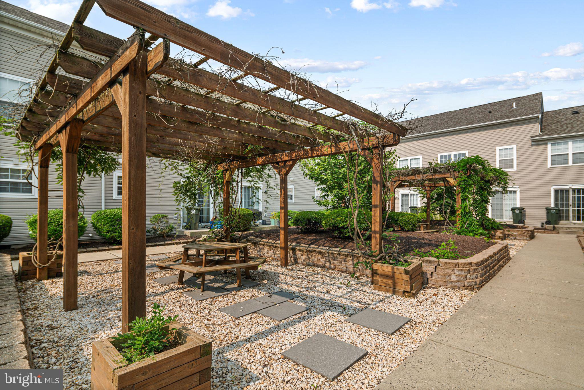 812 PURPLE MARTIN COURT 202