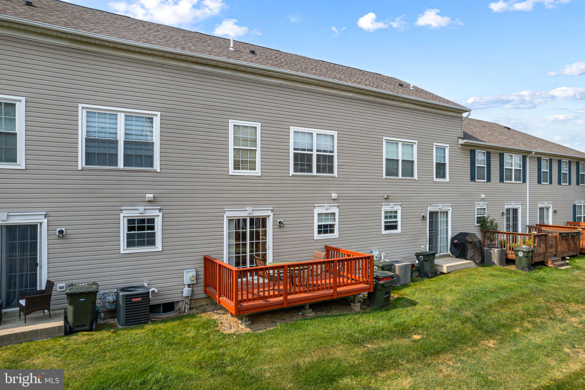 812 PURPLE MARTIN COURT 202