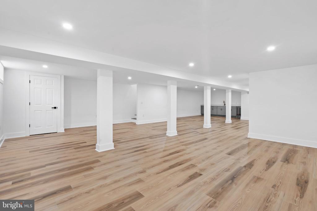 321 CENTRAL AVENUE