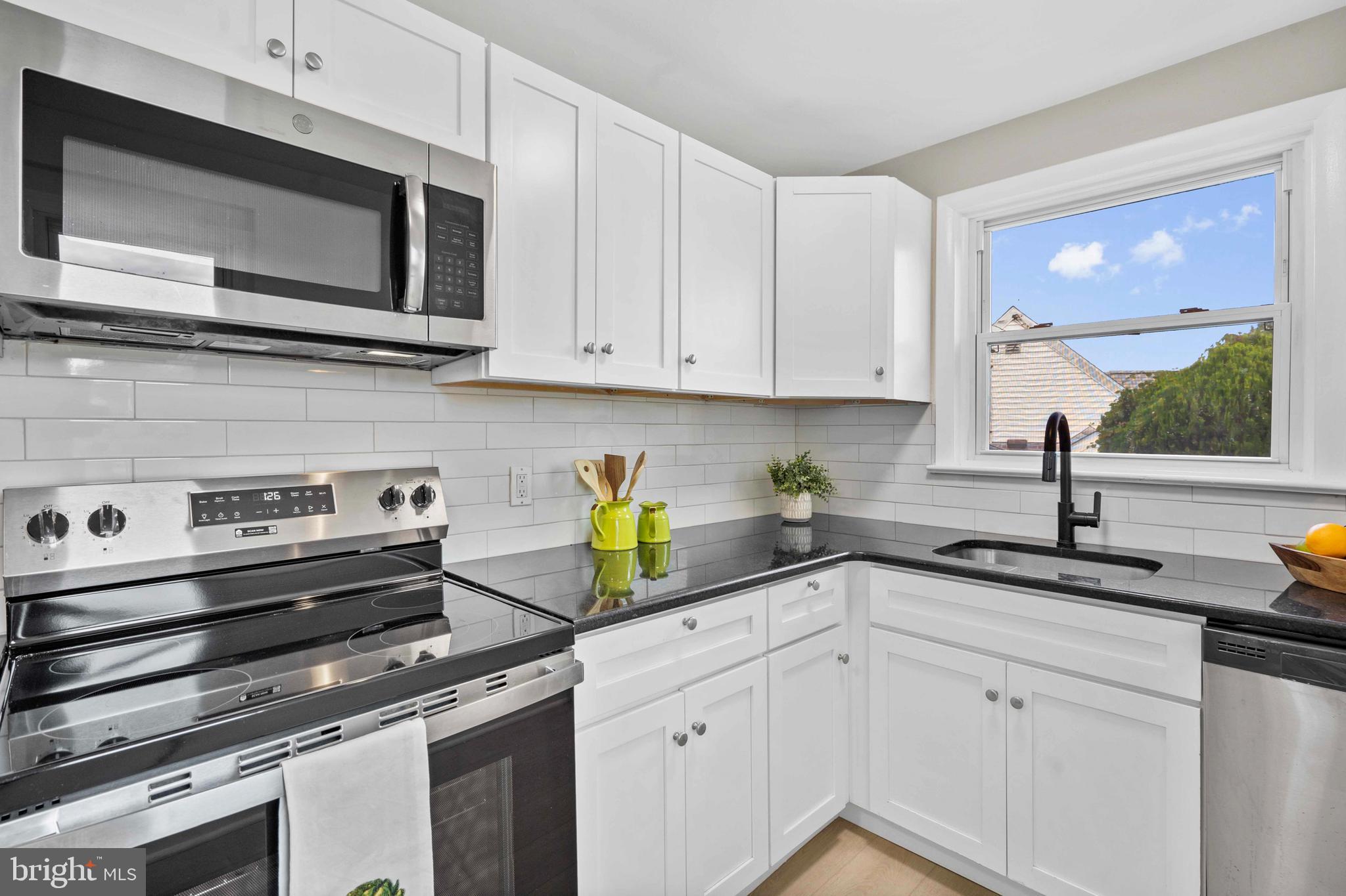 14 W ANN ROAD