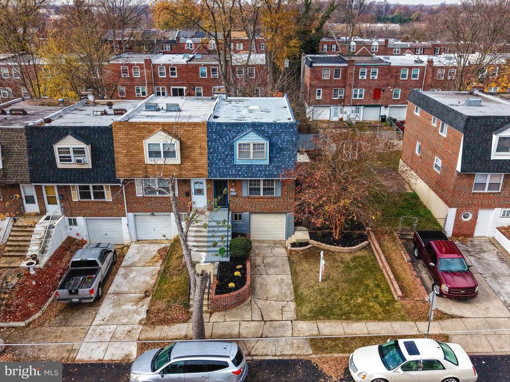 1300 RAINER ROAD