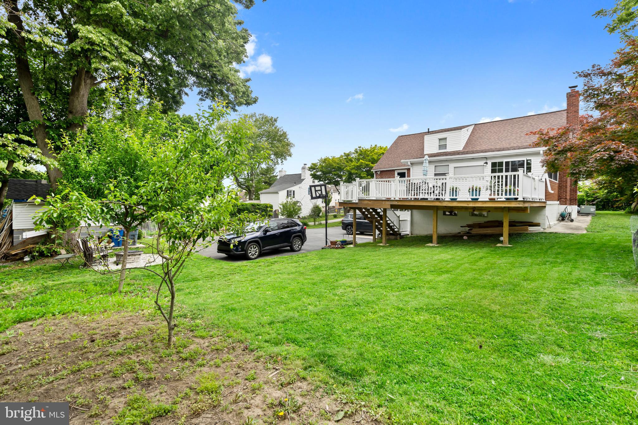 214 S SPROUL ROAD