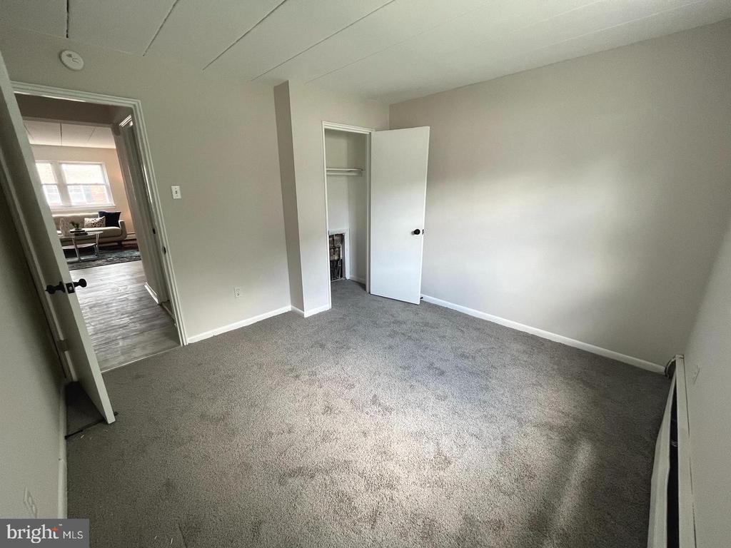 1 RADNOR DRIVE Unit: F-2