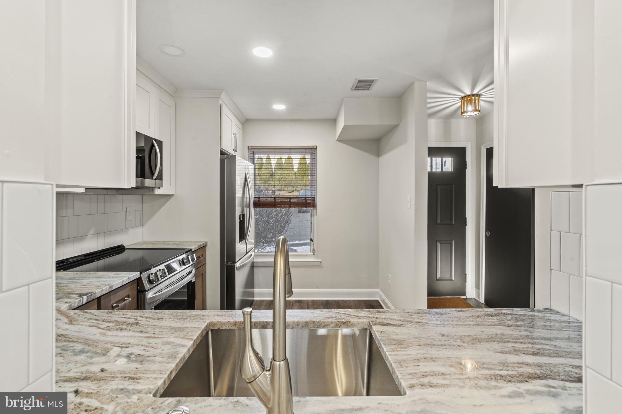 106 SUSAN DRIVE 2