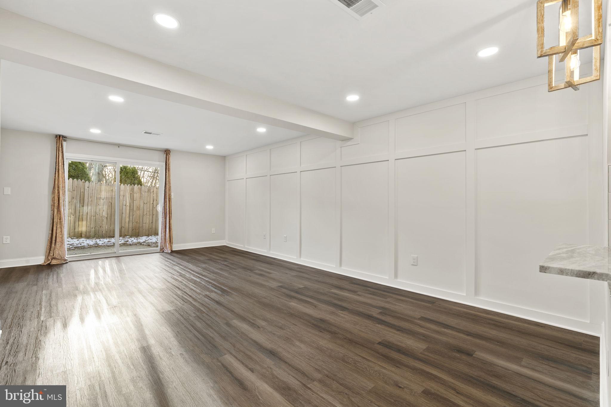 106 SUSAN DRIVE 2