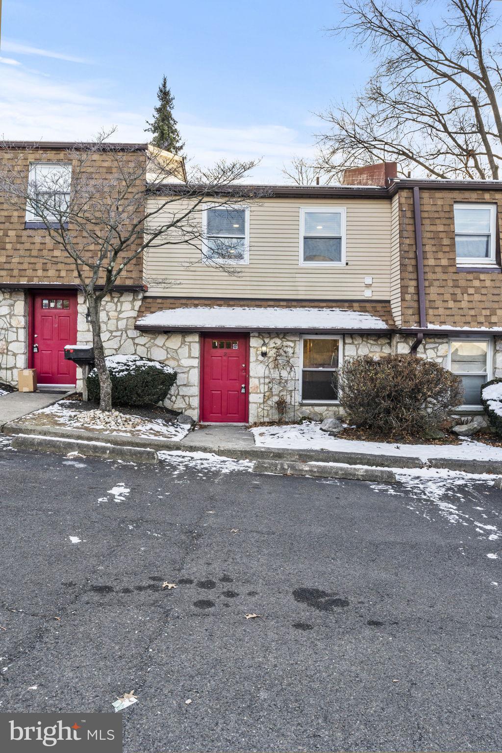 106 SUSAN DRIVE 2