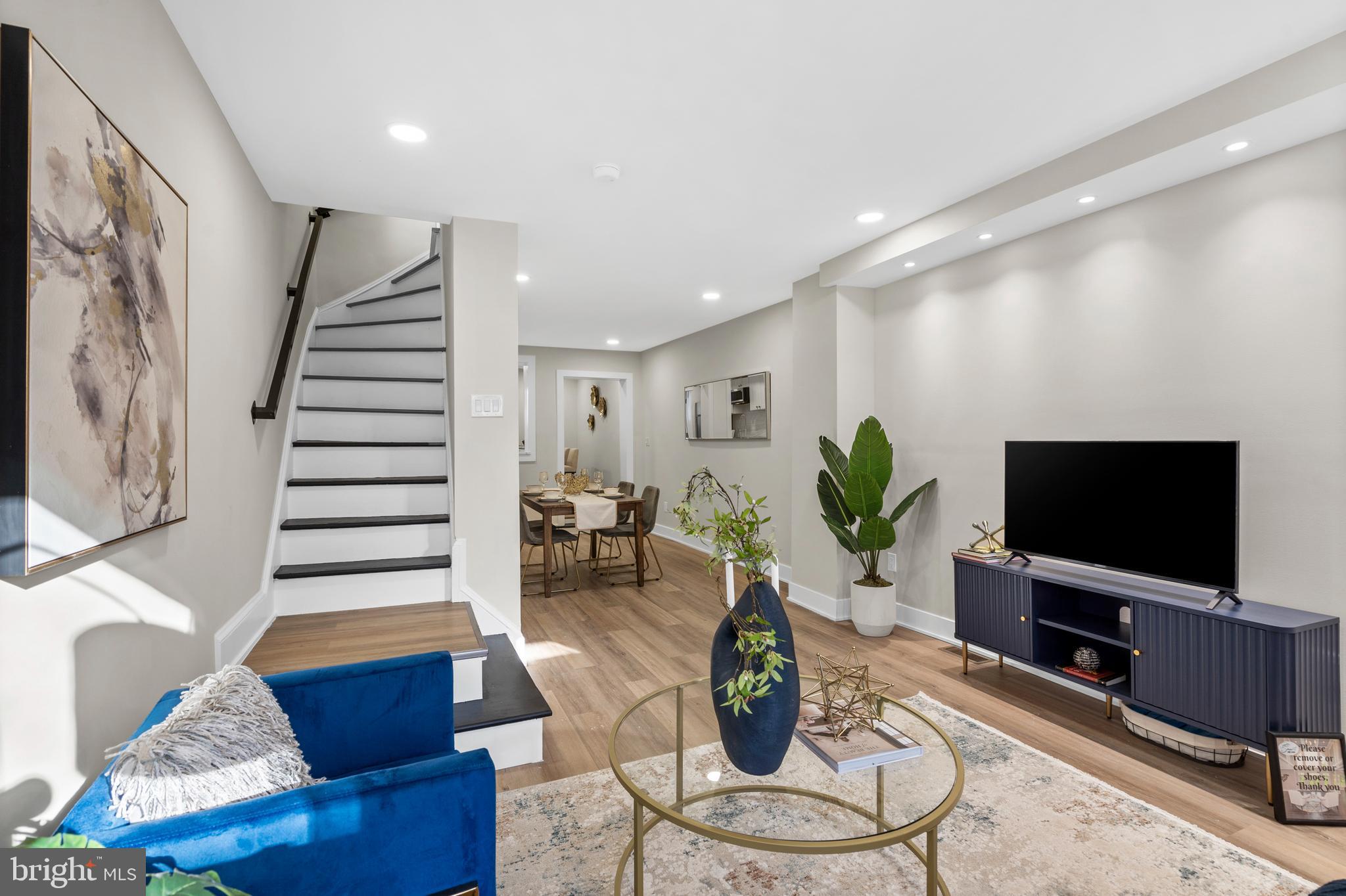 378 E ELM STREET
