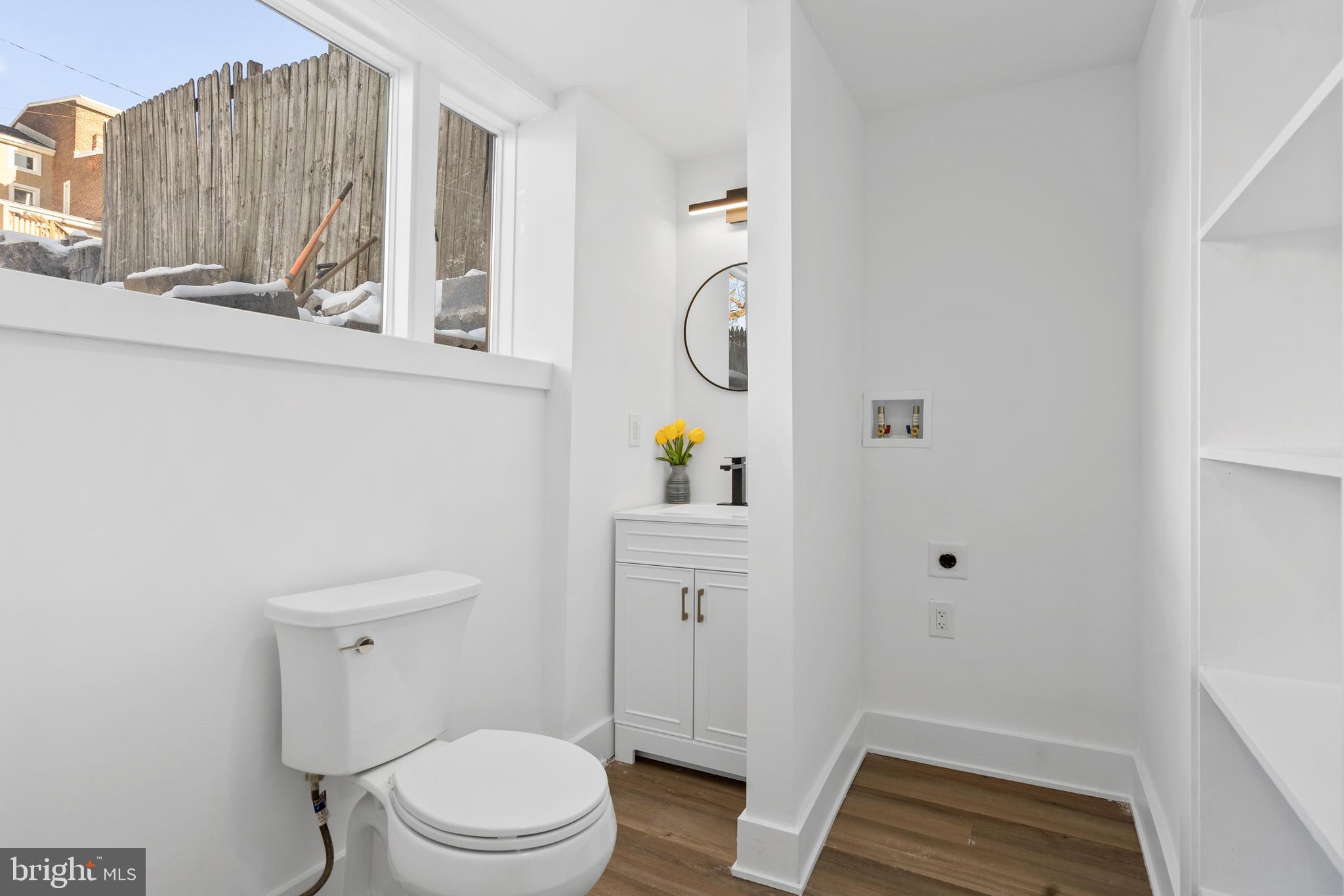 378 E ELM STREET