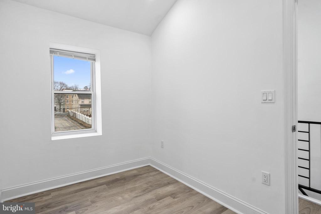333 E PENN STREET
