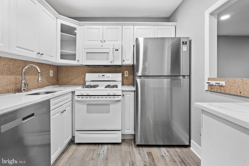 119 MEADOWVIEW LANE Unit: 119