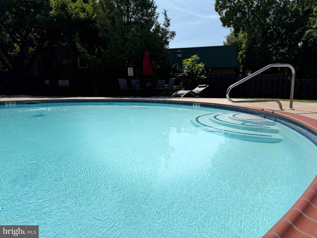 119 MEADOWVIEW LANE Unit: 119