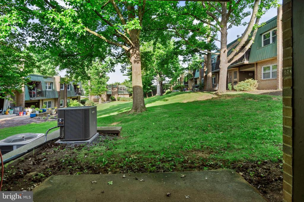 119 MEADOWVIEW LANE Unit: 119