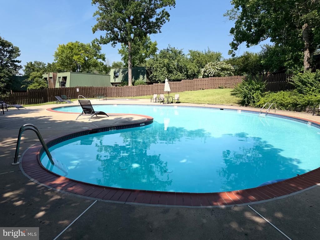 119 MEADOWVIEW LANE Unit: 119