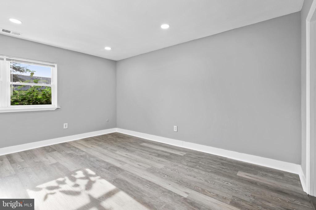 119 MEADOWVIEW LANE Unit: 119