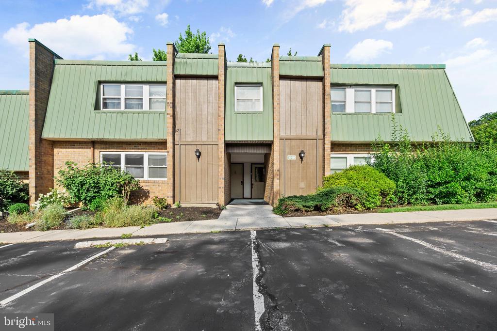 119 MEADOWVIEW LANE Unit: 119