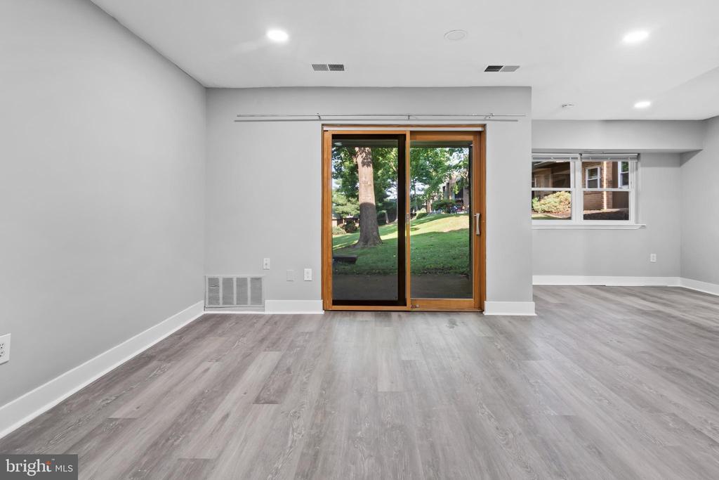 119 MEADOWVIEW LANE Unit: 119