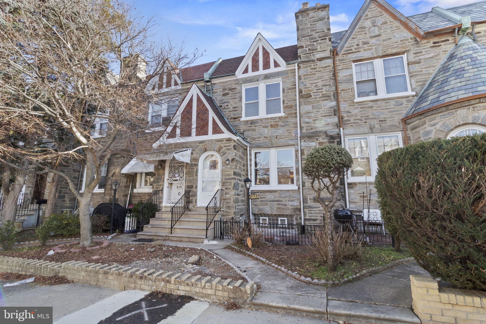 6233 N 16TH STREET