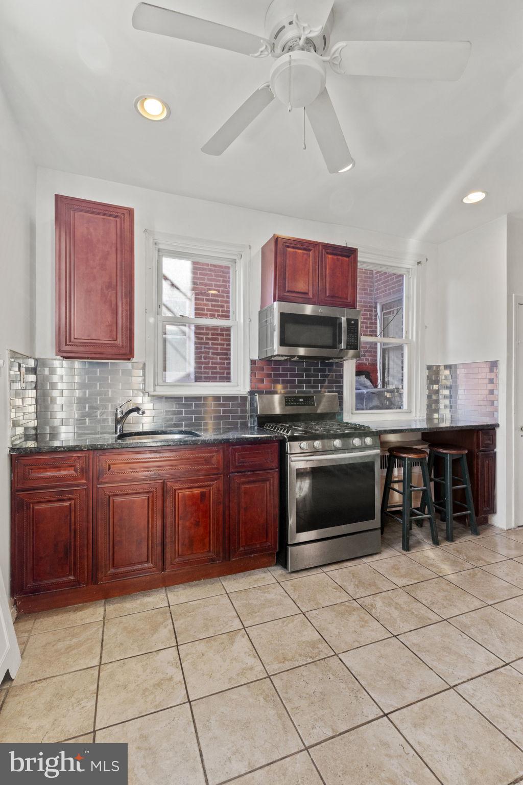 6233 N 16TH STREET