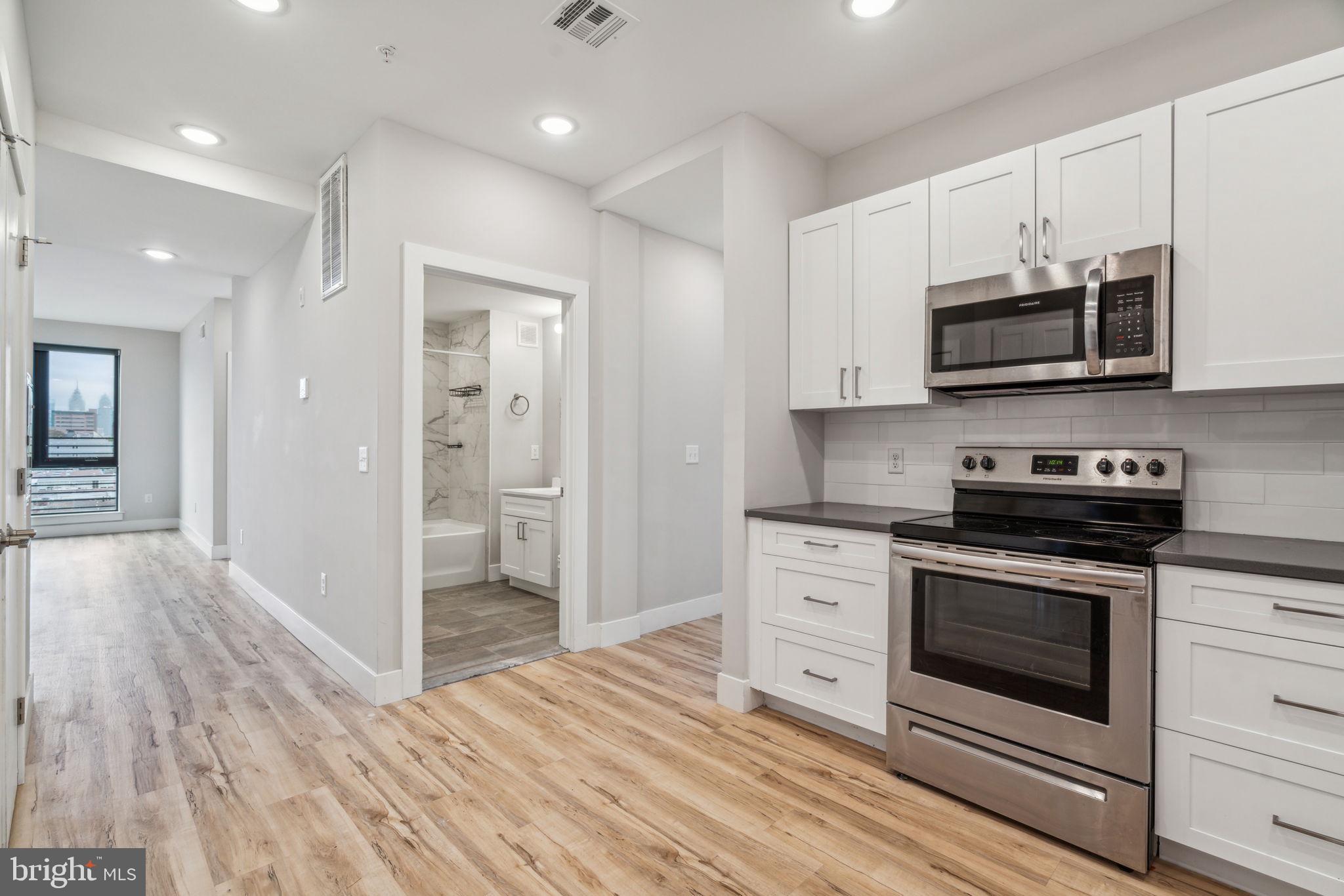 12 S 43RD STREET 503