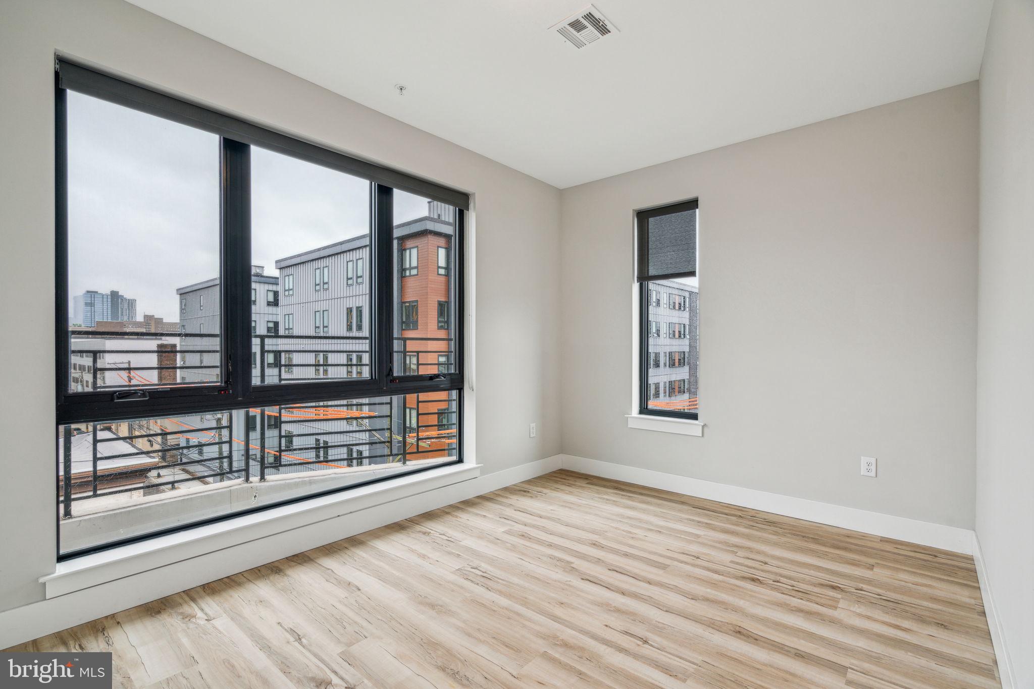 12 S 43RD STREET 503