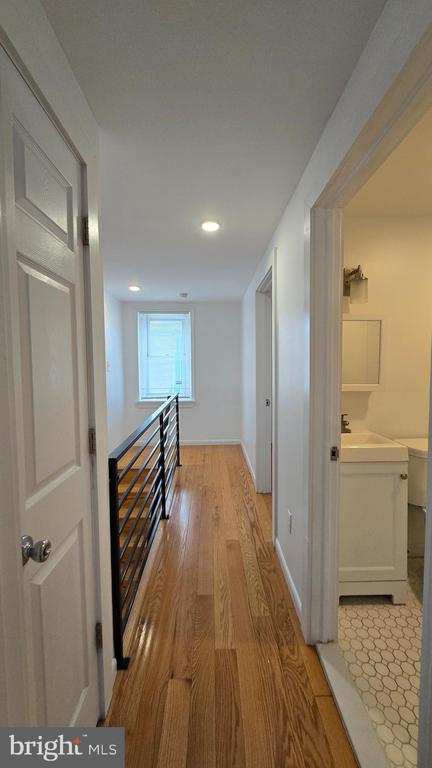 835 LIVINGSTON STREET