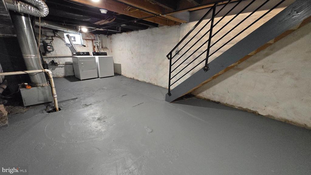 835 LIVINGSTON STREET