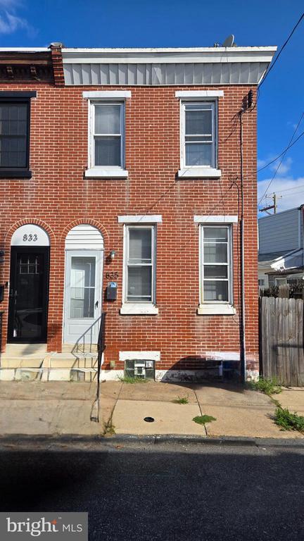 835 LIVINGSTON STREET