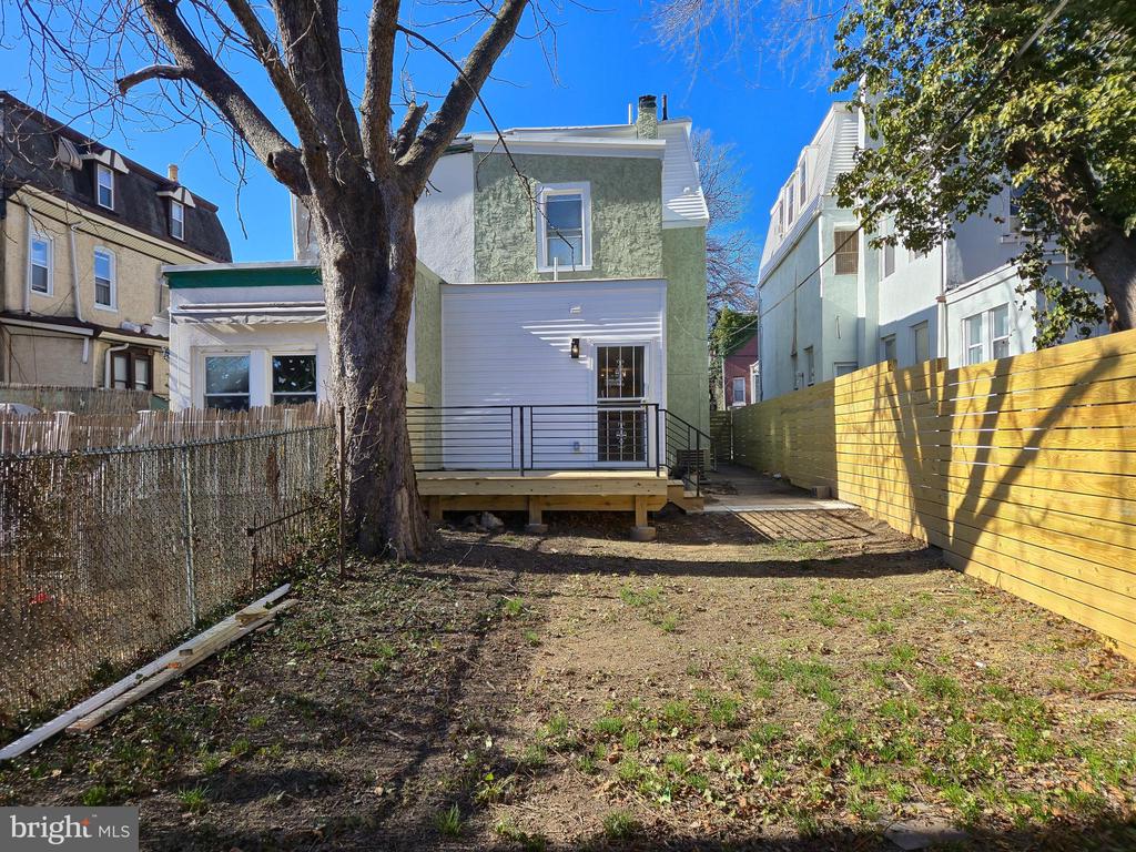 108 W APSLEY STREET