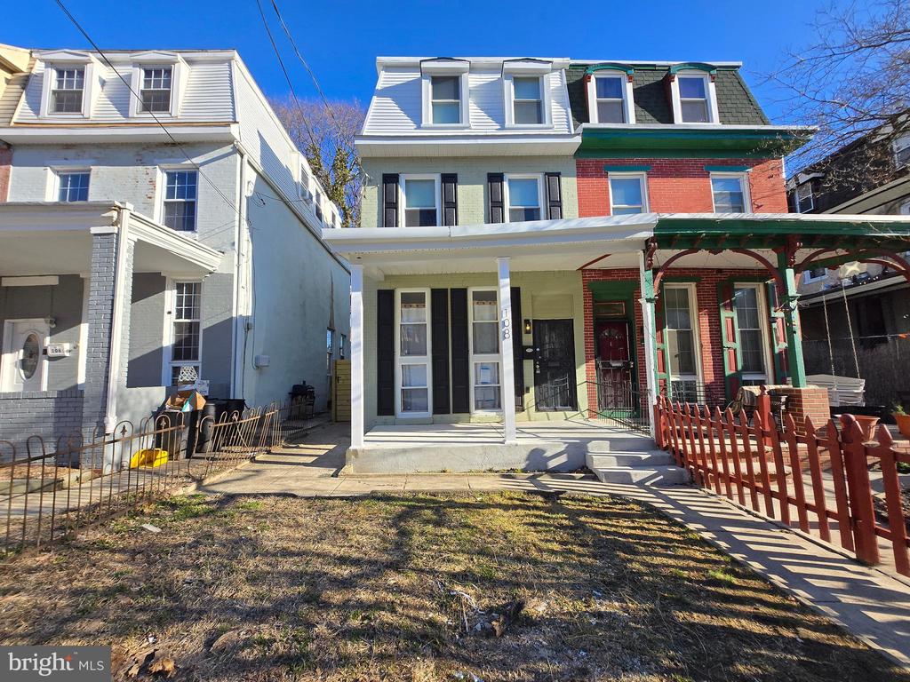 108 W APSLEY STREET