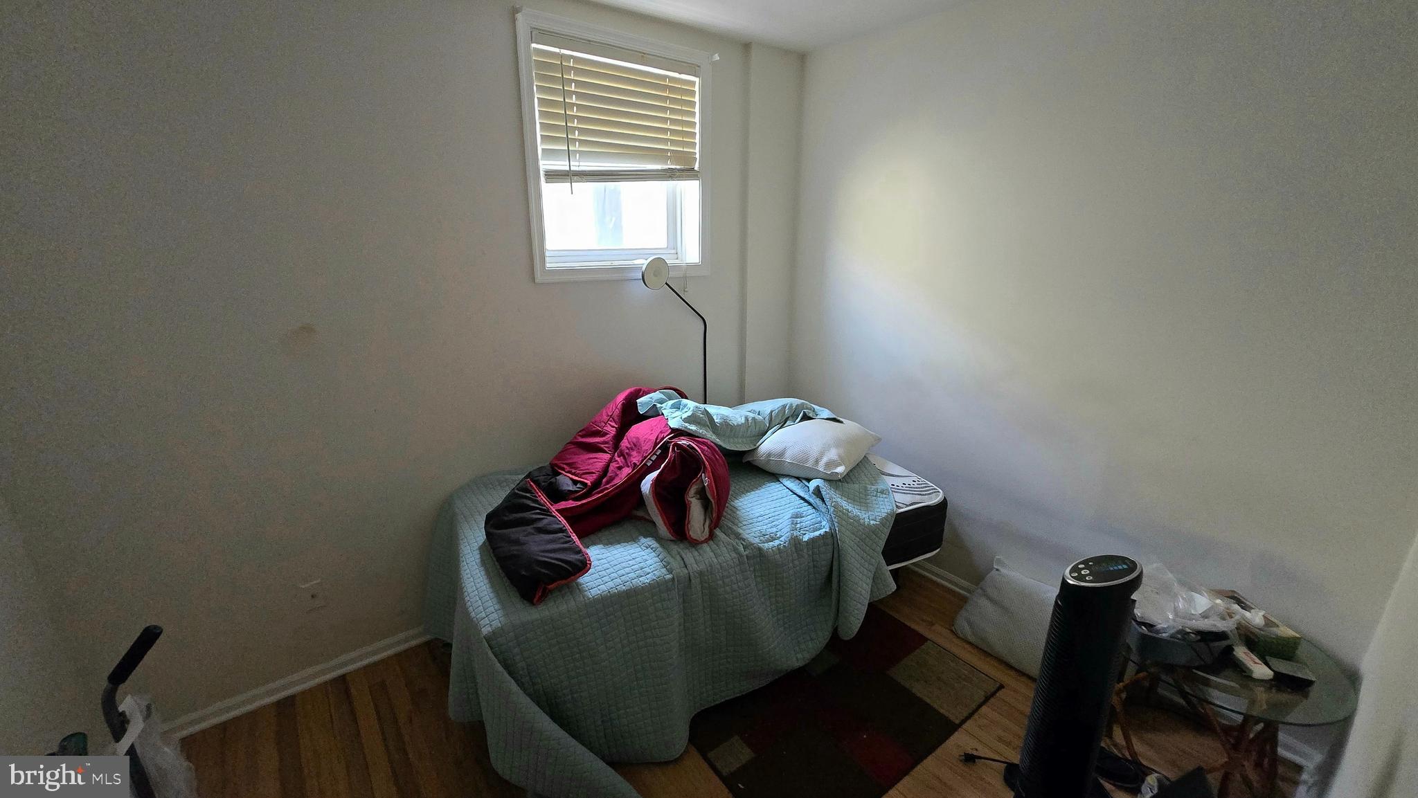 5347 WOODLAND AVENUE