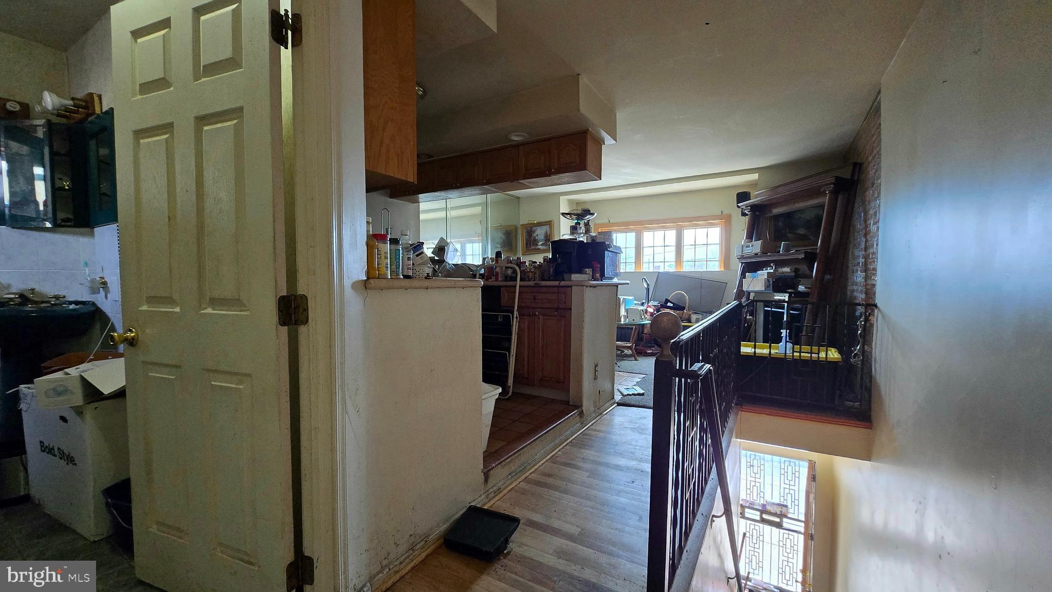5347 WOODLAND AVENUE