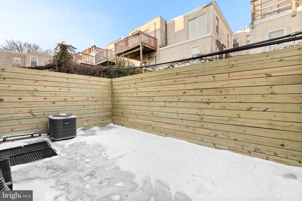 1935 KATER STREET
